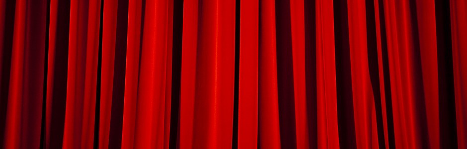 Roter Vorhang fr Lucas Baron